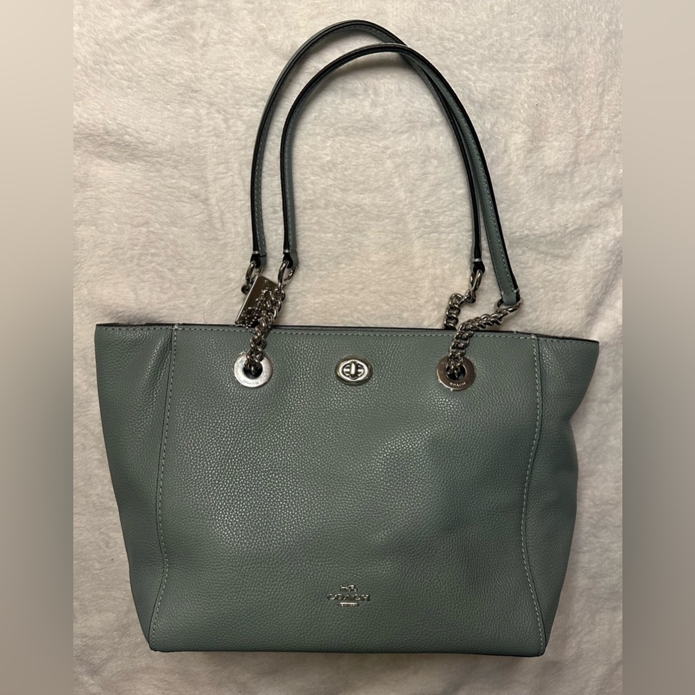 Chambray pebbled leather turn style lock coach purse